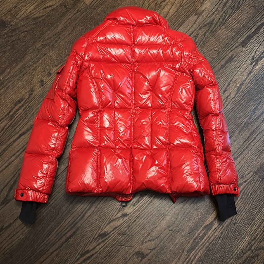 SAM. RARE Cherry Red puffer jacket - Picture 5 of 5